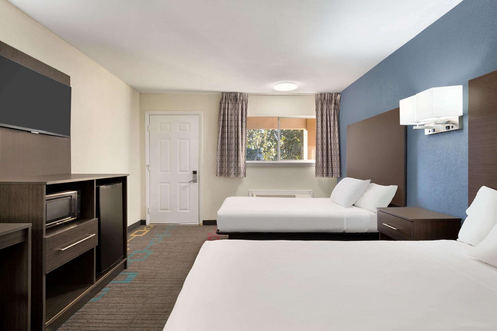 Days Inn By Wyndham Lawton Extérieur photo