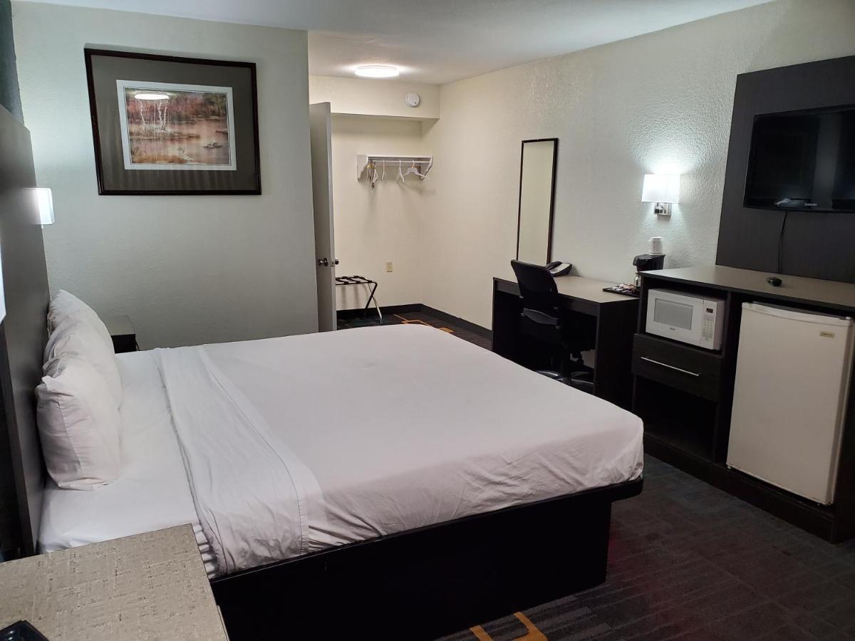 Days Inn By Wyndham Lawton Extérieur photo